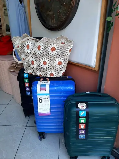 Τσάντες στο μαγαζί, 2 από 6